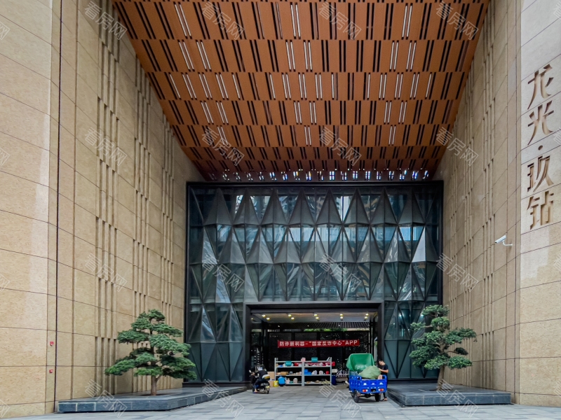深圳龙光玖钻小区信息图片1