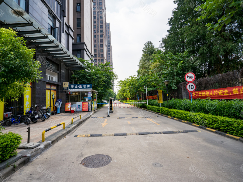 佛山长信御景峰小区信息图片5