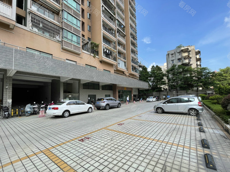 中山君悦豪庭二期小区信息图片4