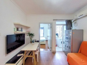 旭飞华达园一期 罗湖38平1房，南北通总价160万深圳罗湖区百仕达租房图片