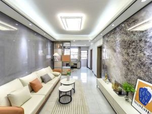 德政北路 农讲所地铁旁，中层四房精装广州越秀区农讲所二手房图片