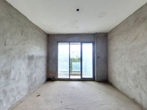 中央城一期(章贡区) 3室2厅 111㎡ 毛坯赣州章贡区章江新区二手房图片