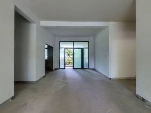 雅居乐佰利山 5室2厅 242.65㎡ 满五年中山三乡镇三乡镇二手房图片