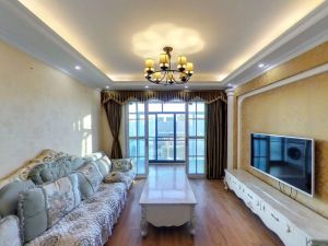 中央城一期(章贡区) 3室2厅 123㎡ 随时看房 整租_赣州章贡区章江新区租房图片